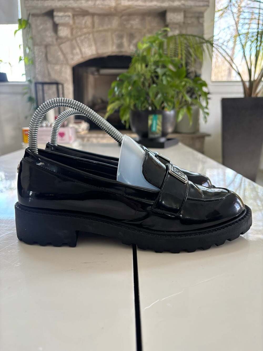Nautica Defne Women's Black Patent Leather Chunky Lug Sole Loafers Size 7